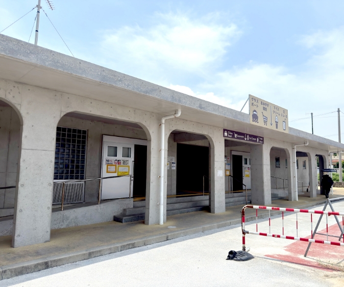 コミュニティ施設の入り口